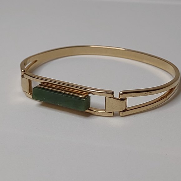 Vintage Avon Green And Gold Tone Bracelet - Picture 14 of 16